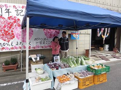 近くの農家から野菜の販売